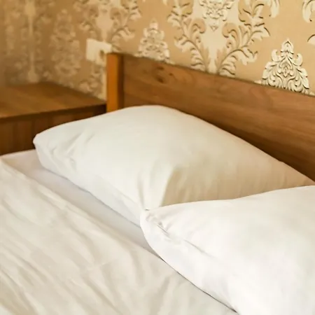 Hotel 2