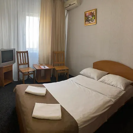 Hotel 2 2*