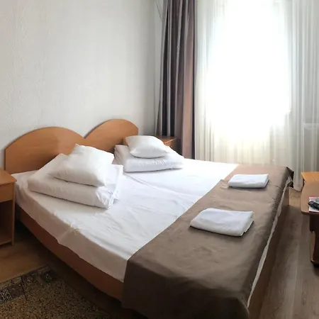 2 Hotel Kiev
