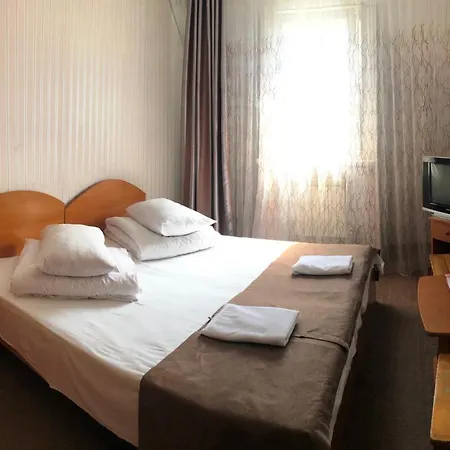 2 Hotel Kiev