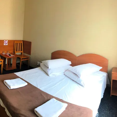 2 Hotel Kiev