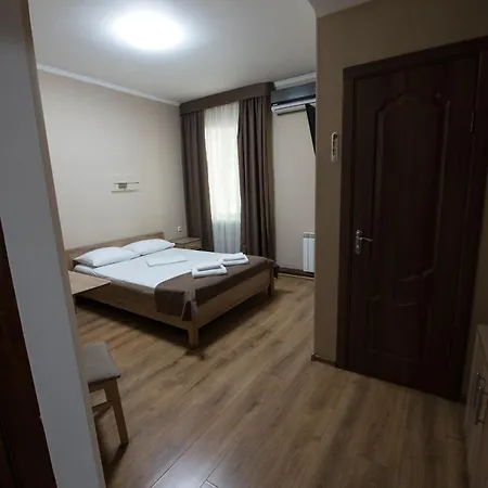 Hotel 2